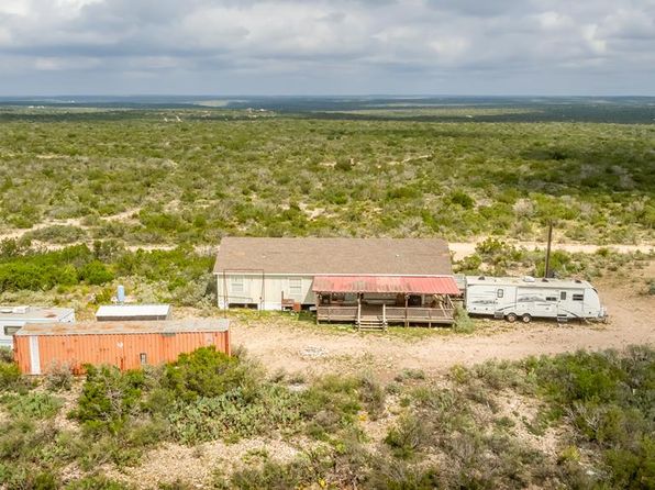 (undisclosed Address), Comstock, TX 78837