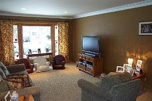 1st image of 9634 S Central Park Ave
