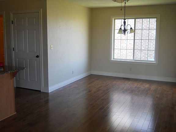 4th image of 1477 S Appomattox Ave