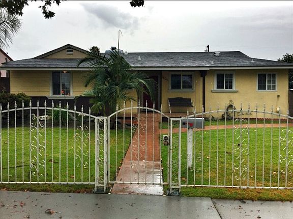 2nd image of 1614 N Towne Ave