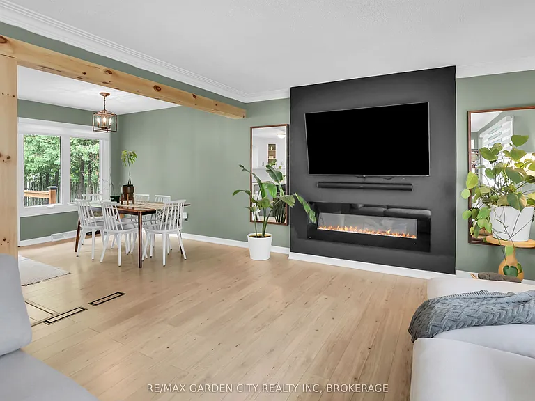 18 Wakil Dr #1 — Photo 6