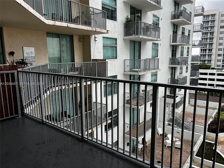 140 S Dixie Hwy #716 — Photo 19