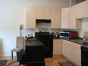 4th image of 1924 N Hubbard St #205