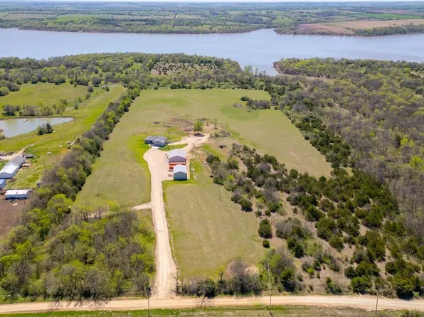 2065 E 213th St, Lyndon, KS 66451