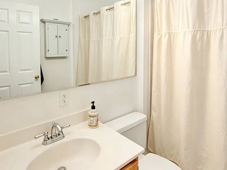23 Auman St — Photo 7