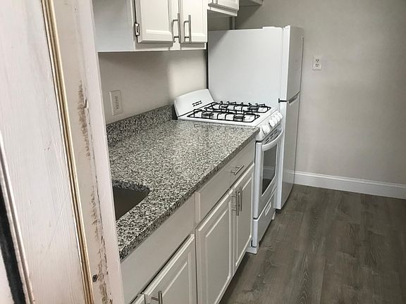 3rd image of 265 Highland Ave APT 2