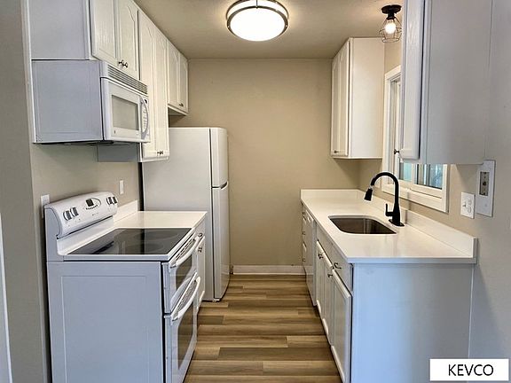 5th image of 2913 Sagebrush Dr