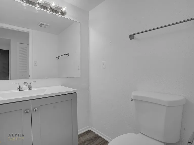 4025 Billingsgate Rd #2004 — Photo 7