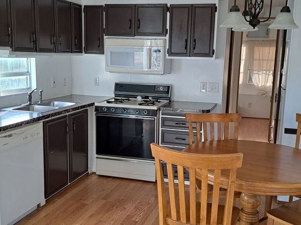 1720 NW 38th Ave #75