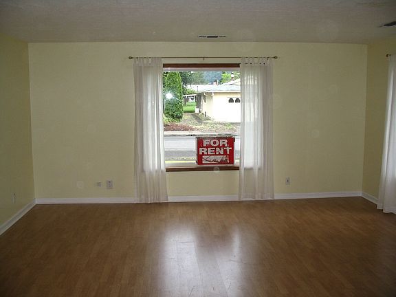 376 Morlan side