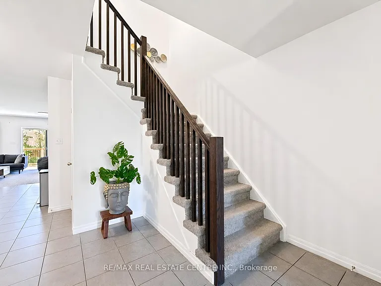 135 Hardcastle Dr #35 — Photo 5