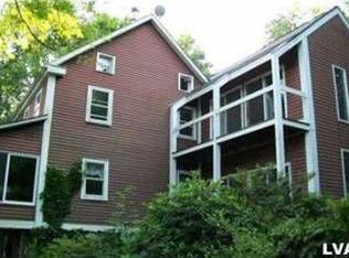 2615 Possum Hollow Rd, Coopersburg, PA