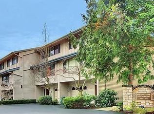 7605 SE 29th St, Mercer Island, WA 98040