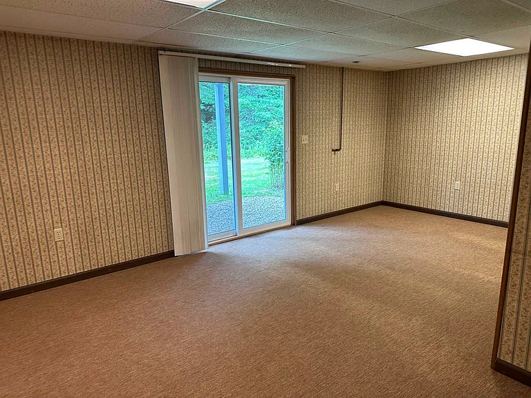 25 Charlonne St #3 — Photo 26