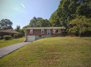 4353 Sheldon Dr, Roanoke, VA 24018