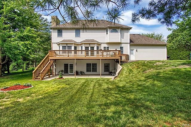 1st image of 13 Fairway Dr