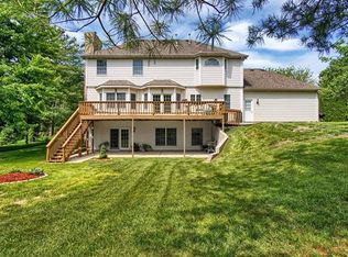 13 Fairway Dr, Edwardsville, IL 62025