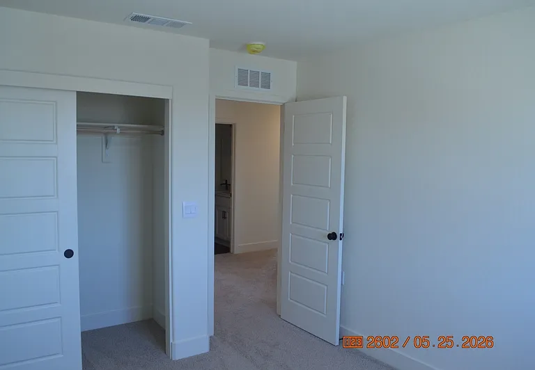 4735 Isabella Ct — Photo 20