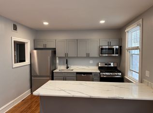 9 Station Ave, Ardmore, PA 19003
