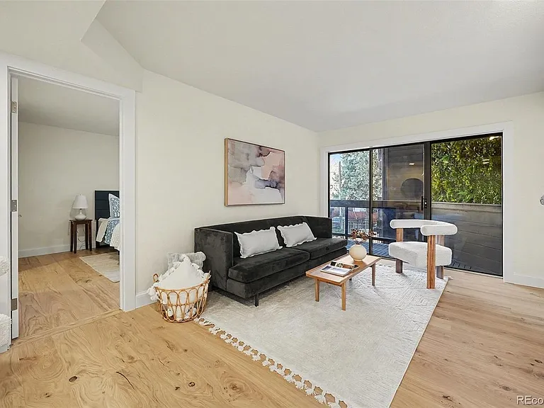 350 Detroit St #209 — Photo 6