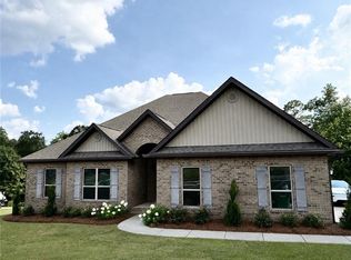 8131 Biltmore Dr, Saraland, AL 36571
