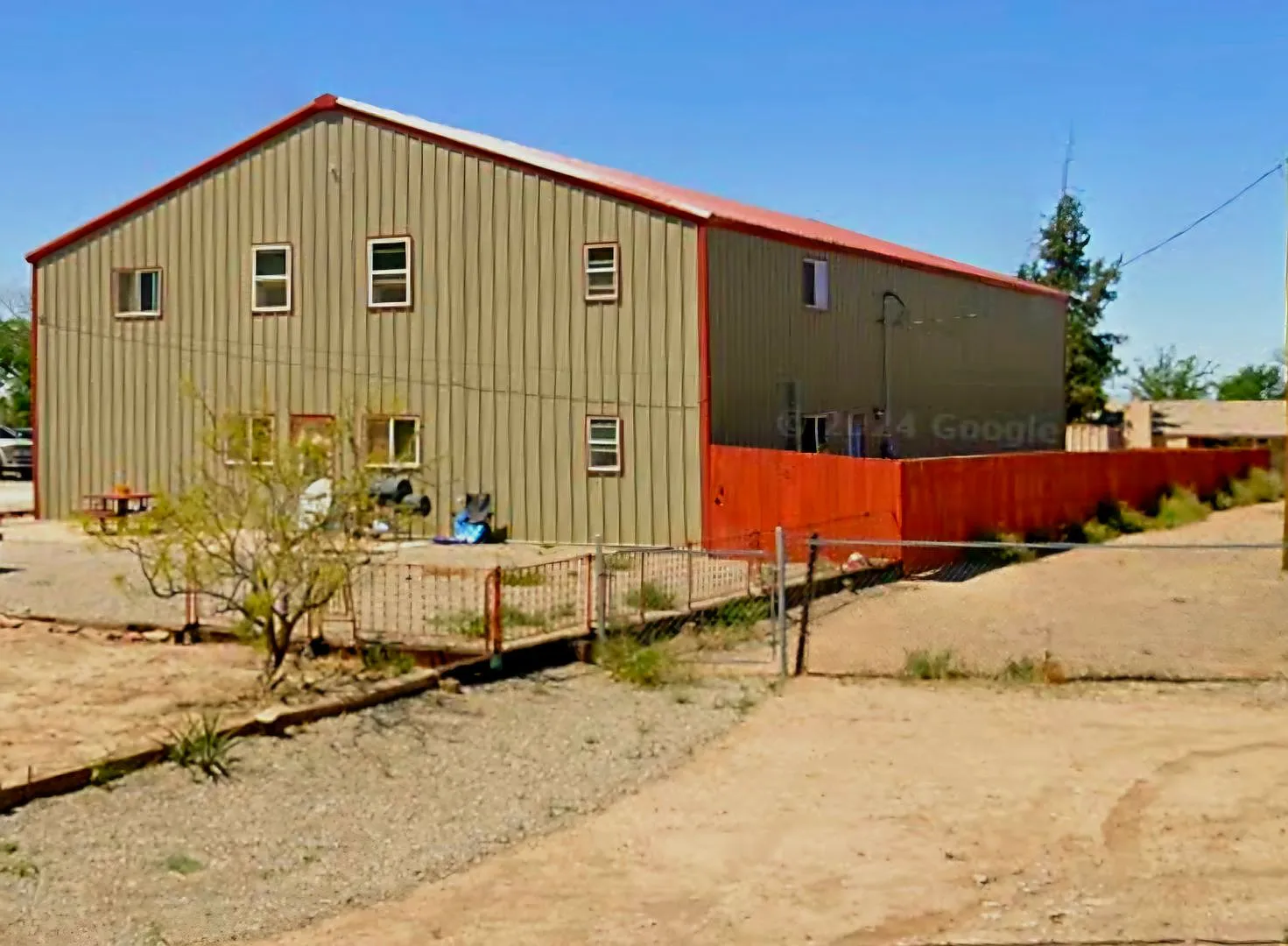 614 S. Canyon — Photo 1