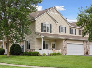 9775 Urbandale Ln N, Maple Grove, MN 55311