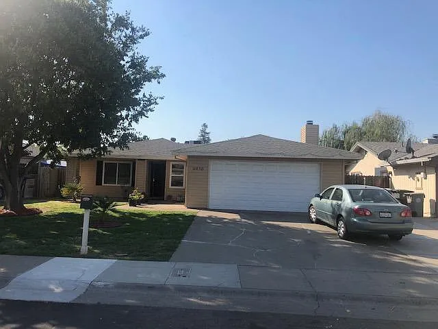 5970 Tangerine Ave photo 1