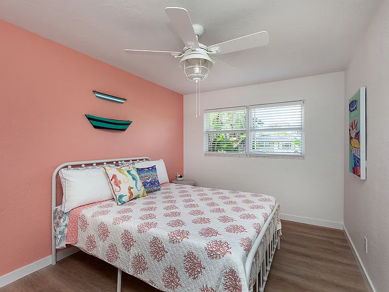 3049 Wood St — Photo 24