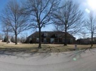 201 S Park Dr, Raymore, MO 64083
