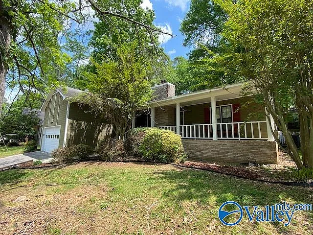 3 bed, 2.0 bath, 1437 sqft, $1,595 — Photo 2
