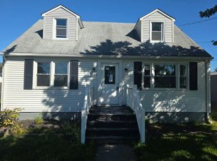 303 McNeal St, Burlington, NJ 08016