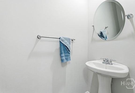 5th image of 26 Weslyn Park Drive