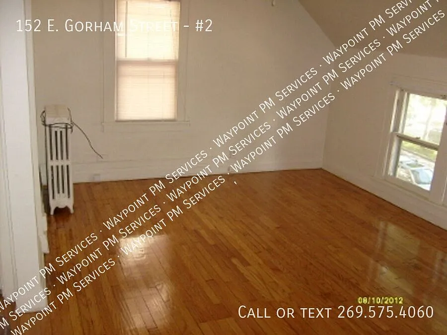 Spacious 2-Bedroom Apartment Near Capitol Square & Campus - Available 8/15/2026 — Photo 2