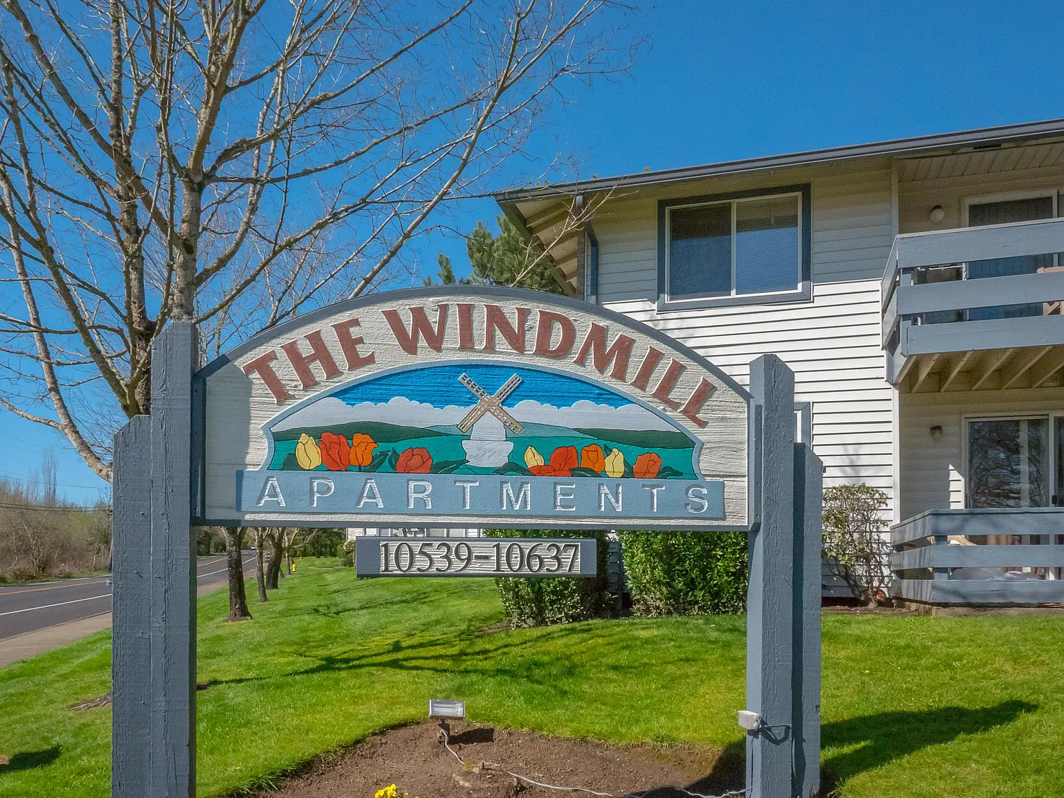 Windmill — Photo 2