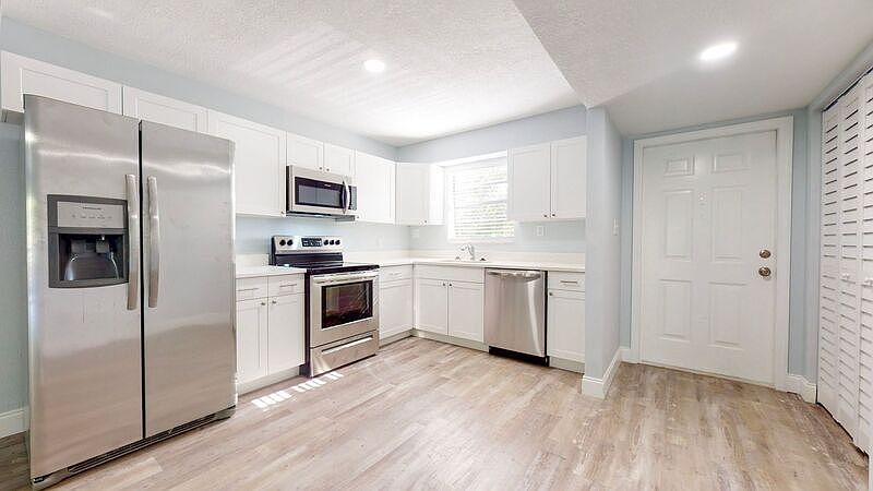 1st image of 5305 N Blvd Unit 401