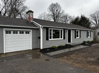 20 Briarwood Rd, Naugatuck, CT 06770