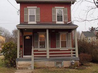 183 Jacobs St, Mont Clare, PA 19453