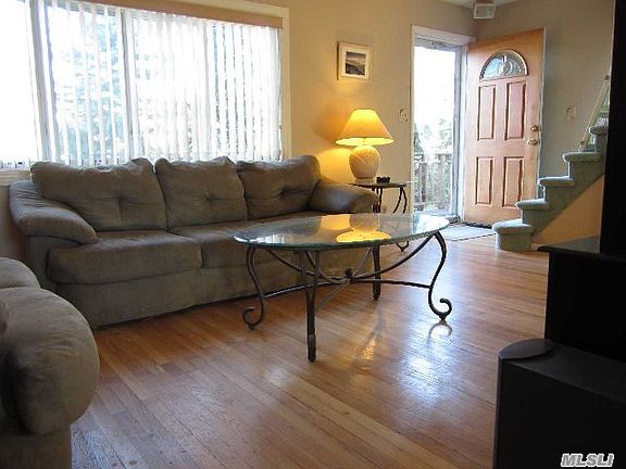2nd image of 192 N Richmond Ave