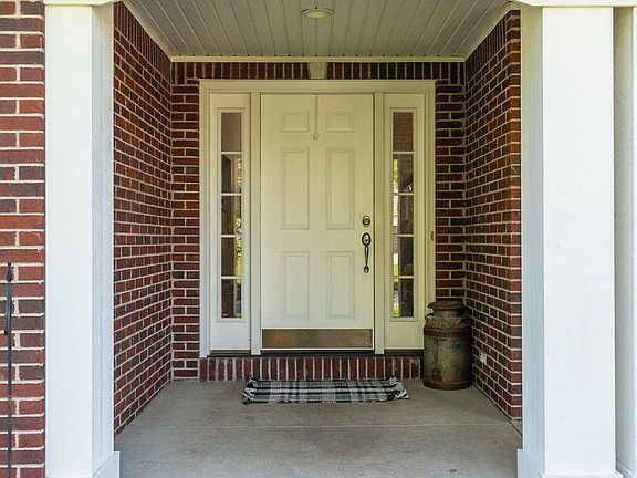 4th image of 11742 Sara Ann Dr