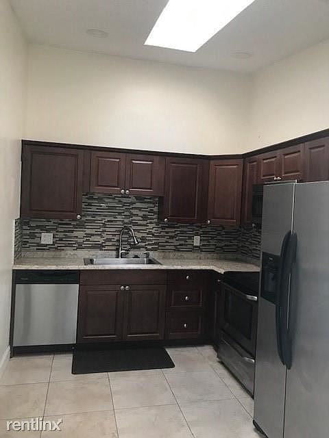 1st image of 11243 NW 39th St