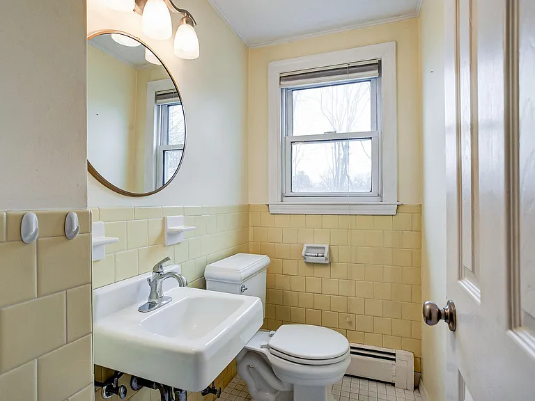 6 Keith Cir #A — Photo 14