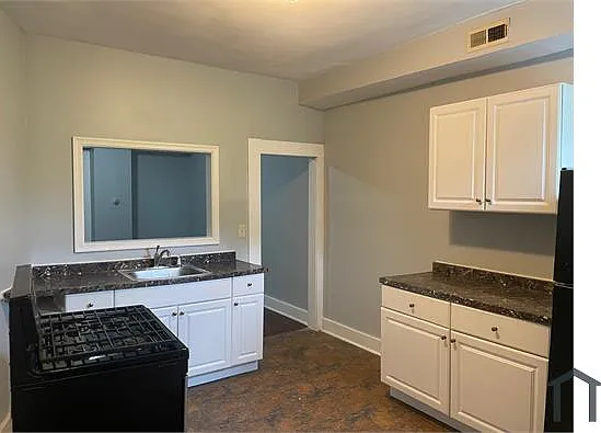 3030 Brighton St — Photo 13