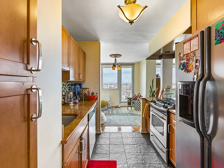 6040 Boulevard East #19B — Photo 12