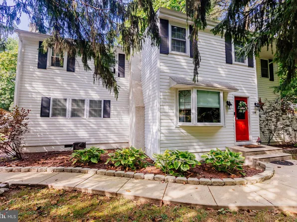 118 Fallsington Tullytown, Levittown, PA 19054