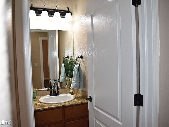 4th image of 6325 Reynolds Dr APT 110