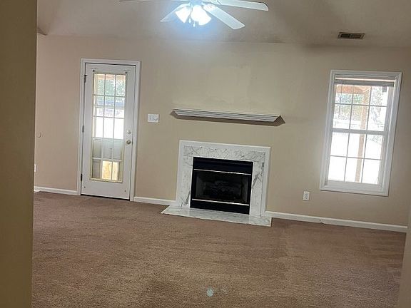 4th image of 1585 Clan Campbell Dr