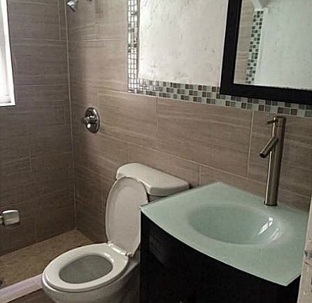 5th image of 1623 Lenox Ave APT 15