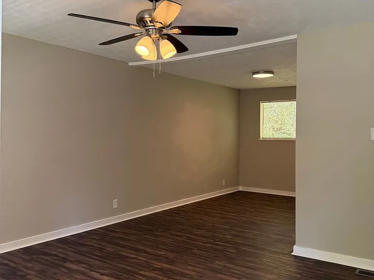 4535 Briarwood Dr — Photo 3