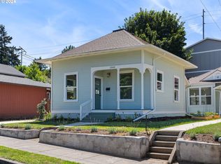 3343 SE 10th Ave, Portland, OR 97202